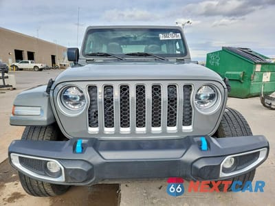 Piąte zdjęcie samochodu w środku: 2022 JEEP WRANGLER UNLIMITED SAHARA 4XE VIN:1C4JJXP63NW153125 - miniatura