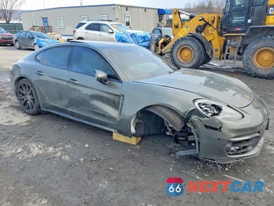 Czwarte zdjęcie samochodu z boku: 2023 PORSCHE PANAMERA 4 E-HYBRID VIN:WP0AE2A74PL120258 - miniatura