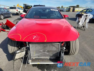 Piąte zdjęcie samochodu w środku: 2020 BMW M4 VIN:WBS4Y9C02LFJ78755 - miniatura