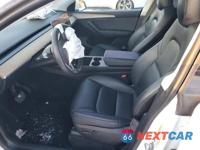 Zdjęcie 7 z 11 samochodu: 2024 TESLA MODEL Y VIN:7SAYGDEE8RA250921 - miniatura