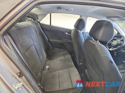 Zdjęcie 10 z 12 samochodu: 2023 KIA RIO S VIN:3KPA24AD2PE538353 - miniatura
