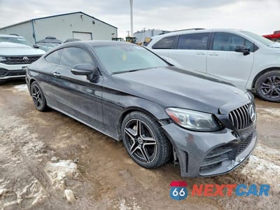 Czwarte zdjęcie samochodu z boku: 2019 MERCEDES-BENZ C 300 4MATIC VIN:WDDWJ8EB1KF774067 - miniatura