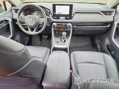 Zdjęcie 8 z 14 samochodu: 2025 TOYOTA RAV4 XLE PREMIUM VIN:JTMB6RFV7SD157230 - miniatura