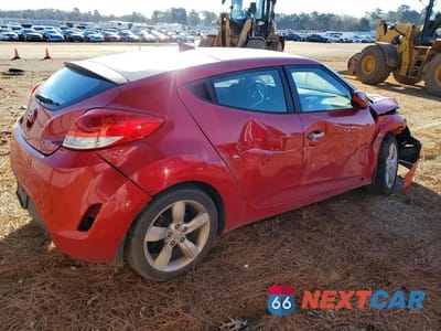 Trzecie zdjęcie samochodu z tyłu: 2015 HYUNDAI VELOSTER VIN:KMHTC6AD7FU239373 - miniatura