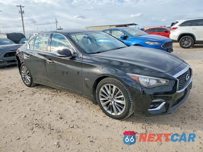 Czwarte zdjęcie samochodu z boku: 2018 INFINITY Q50 3.0T LUXE VIN:JN1EV7AR3JM439462 - miniatura
