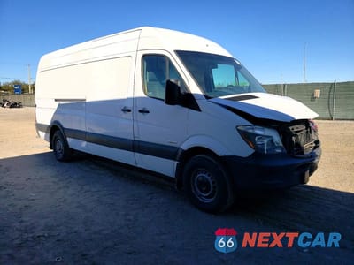 Czwarte zdjęcie samochodu z boku: 2016 MERCEDES-BENZ SPRINTER 2500 - CARGO VAN VIN:WD3PE8DD6GP247790 - miniatura