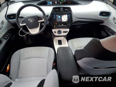 Zdjęcie 8 z 11 samochodu: 2016 TOYOTA PRIUS VIN:JTDKARFU5G3009421 - miniatura