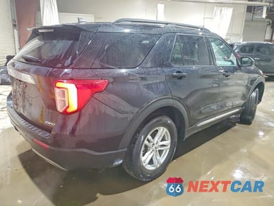 Trzecie zdjęcie samochodu z tyłu: 2023 FORD EXPLORER XLT VIN:1FMSK8DHXPGB90680 - miniatura
