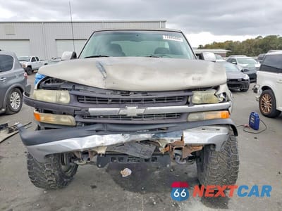 Piąte zdjęcie samochodu w środku: 2000 CHEVROLET SILVERADO K2500 VIN:1GCGK29U0YE271343 - miniatura