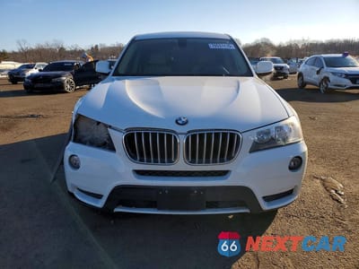 Piąte zdjęcie samochodu w środku: 2013 BMW X3 XDRIVE28I VIN:5UXWX9C50D0A31709 - miniatura