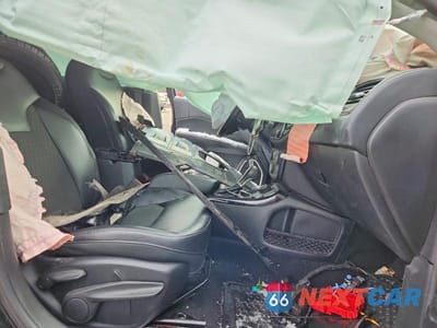 Zdjęcie 7 z 13 samochodu: 2019 JEEP COMPASS LATITUDE VIN:3C4NJDBB8KT648636 - miniatura