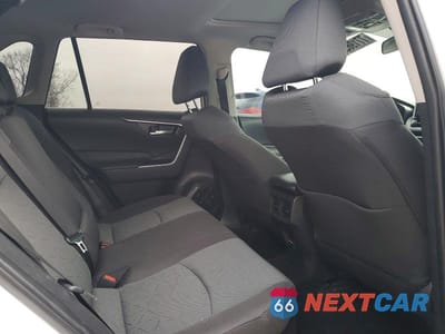 Zdjęcie 10 z 12 samochodu: 2025 TOYOTA RAV4 XLE VIN:4T3RWRFV3SU199881 - miniatura