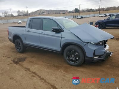 Czwarte zdjęcie samochodu z boku: 2026 HONDA RIDGELINE BLACK EDITION VIN:5FPYK3F88TB013846 - miniatura