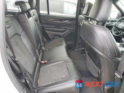 Zdjęcie 11 z 13 samochodu: 2025 JEEP GRAND CHEROKEE LAREDO VIN:1C4RJHAG5SC279719 - miniatura