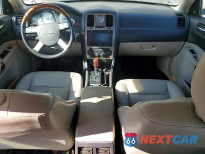 Zdjęcie 8 z 12 samochodu: 2006 CHRYSLER 300 TOURING VIN:2C3KA53G86H202668 - miniatura