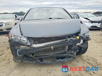 Piąte zdjęcie samochodu w środku: 2009 HONDA CIVIC LX VIN:1HGFA165X9L021886 - miniatura