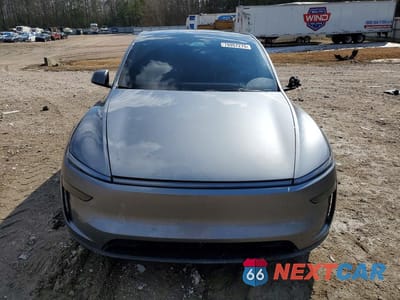 Piąte zdjęcie samochodu w środku: 2026 TESLA MODEL Y VIN:7SAYGDED4TF374394 - miniatura