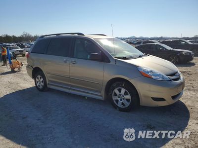 Czwarte zdjęcie samochodu z boku: 2010 TOYOTA SIENNA CE VIN:5TDKK4CC4AS300493 - miniatura