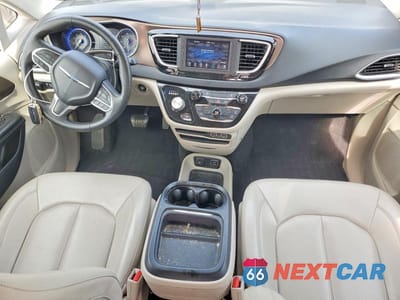 Zdjęcie 8 z 12 samochodu: 2021 CHRYSLER VOYAGER LXI VIN:2C4RC1DG3MR552079 - miniatura