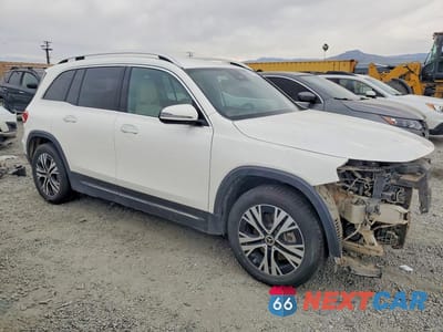 Czwarte zdjęcie samochodu z boku: 2024 MERCEDES-BENZ GLB 250 4MATIC VIN:W1N4M4HBXRW352718 - miniatura