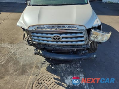 Zdjęcie 12 z 14 samochodu: 2010 TOYOTA SEQUOIA PLATINUM VIN:5TDYY5G19AS028417 - miniatura