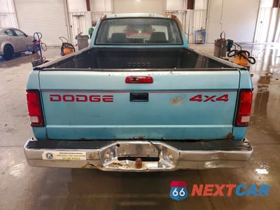Zdjęcie 6 z 12 samochodu: 1996 DODGE DAKOTA VIN:1B7GG23X3TS527358 - miniatura