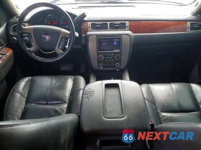 Zdjęcie 8 z 11 samochodu: 2010 GMC SIERRA K1500 SLT VIN:3GTXKWE20AG158860 - miniatura