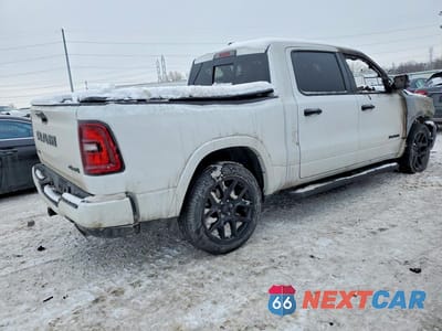 Trzecie zdjęcie samochodu z tyłu: 2025 RAM 1500 LARAMIE VIN:1C6SRFJP5SN553138 - miniatura