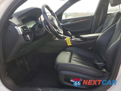 Zdjęcie 7 z 11 samochodu: 2021 BMW 530 VIN:WBA53BH09MCF68877 - miniatura