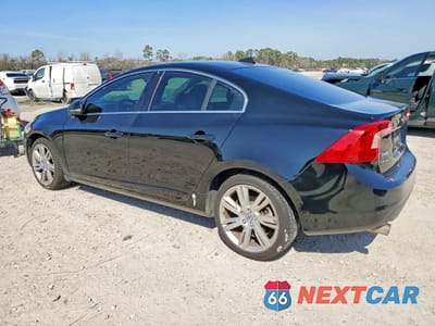 Drugie zdjęcie samochodu z przodu: 2013 VOLVO S60 T5 VIN:YV1612FS9D2208524 - miniatura