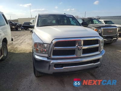 Piąte zdjęcie samochodu w środku: 2015 RAM 2500 ST VIN:3C6UR4HJ7FG654789 - miniatura