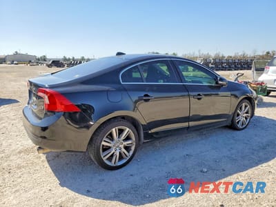 Trzecie zdjęcie samochodu z tyłu: 2013 VOLVO S60 T5 VIN:YV1612FS9D2208524 - miniatura