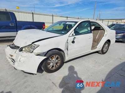 2006 TOYOTA CAMRY LE 4T1BF32K16U624426 - główne zdjęcie licytacji z USA - miniatura