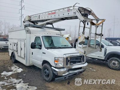 2019 FORD E-450 BUCKET UTILITY VAN - R & D - PRI FLEET 1FDXE4FS1KDC17144 - główne zdjęcie licytacji z USA - miniatura