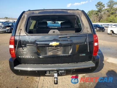 Zdjęcie 6 z 14 samochodu: 2012 CHEVROLET SUBURBAN K1500 LTZ VIN:1GNSKKE74CR302287 - miniatura