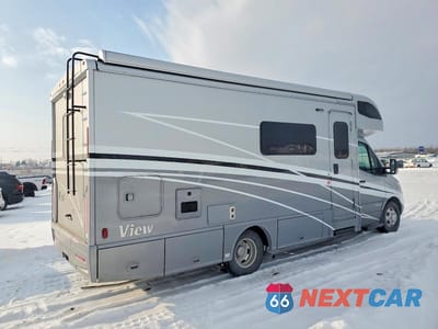Czwarte zdjęcie samochodu z boku: 2022 MERCEDES-BENZ SPRINTER 3500 VIN:W1X8E33Y9NN213398 - miniatura
