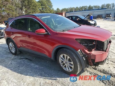 Czwarte zdjęcie samochodu z boku: 2020 FORD ESCAPE SE VIN:1FMCU0G66LUB96465 - miniatura