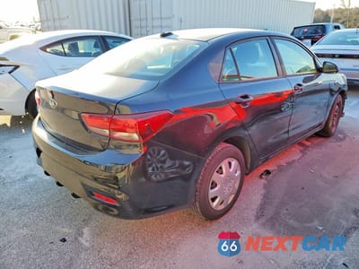 Trzecie zdjęcie samochodu z tyłu: 2018 KIA RIO LX VIN:3KPA24AB4JE073399 - miniatura
