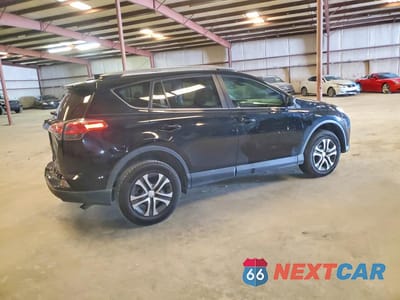 Trzecie zdjęcie samochodu z tyłu: 2018 TOYOTA RAV4 LE VIN:2T3ZFREV4JW518303 - miniatura