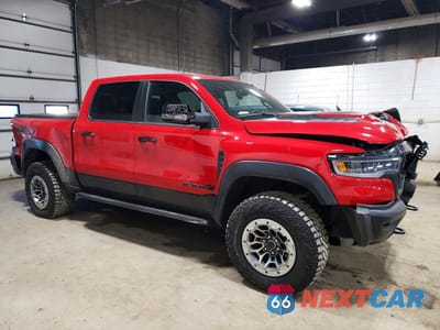 Czwarte zdjęcie samochodu z boku: 2025 RAM 1500 RHO VIN:1C6SRFUP8SN615238 - miniatura