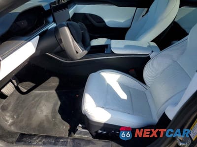 Zdjęcie 7 z 12 samochodu: 2023 TESLA MODEL S VIN:5YJSA1E67PF528820 - miniatura