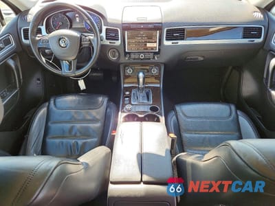 Zdjęcie 8 z 13 samochodu: 2014 VOLKSWAGEN TOUAREG V6 TDI VIN:WVGEP9BP2ED010332 - miniatura