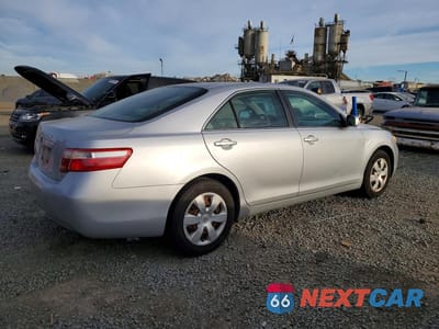 Trzecie zdjęcie samochodu z tyłu: 2009 TOYOTA CAMRY BASE VIN:4T1BE46K29U283111 - miniatura