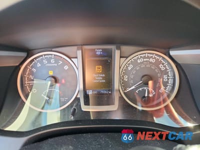 Zdjęcie 9 z 12 samochodu: 2017 TOYOTA TACOMA SR5 V6 VIN:3TMCZ5AN8HM086886 - miniatura