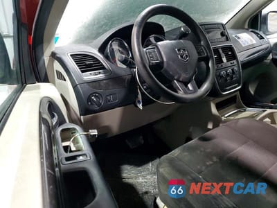 Zdjęcie 8 z 12 samochodu: 2013 DODGE GRAND CARAVAN SXT VIN:2C4RDGCG3DR514515 - miniatura