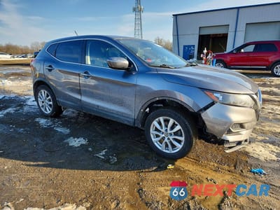 Czwarte zdjęcie samochodu z boku: 2020 NISSAN ROGUE SPORT S VIN:JN1BJ1CW8LW640845 - miniatura