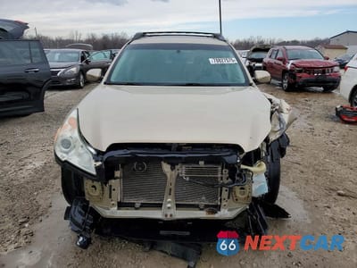 Piąte zdjęcie samochodu w środku: 2010 SUBARU OUTBACK 2.5I PREMIUM VIN:4S4BRCGC7A3340385 - miniatura