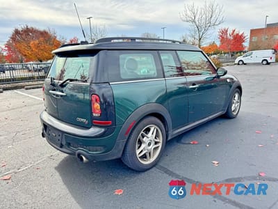 Czwarte zdjęcie samochodu z boku: 2009 MINI COOPER S CLUBMAN VIN:WMWMM335X9TP92861 - miniatura
