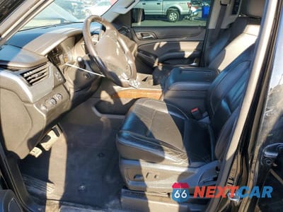 Zdjęcie 7 z 13 samochodu: 2020 CHEVROLET SUBURBAN K1500 LT VIN:1GNSKHKC8LR101352 - miniatura