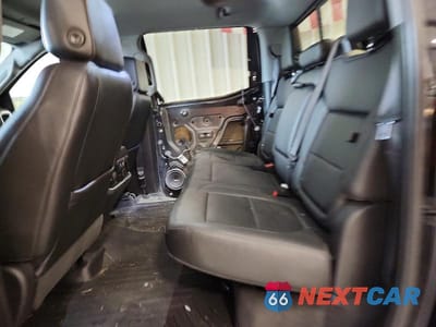 Zdjęcie 10 z 13 samochodu: 2020 GMC SIERRA K1500 SLT VIN:3GTU9DEDXLG361049 - miniatura